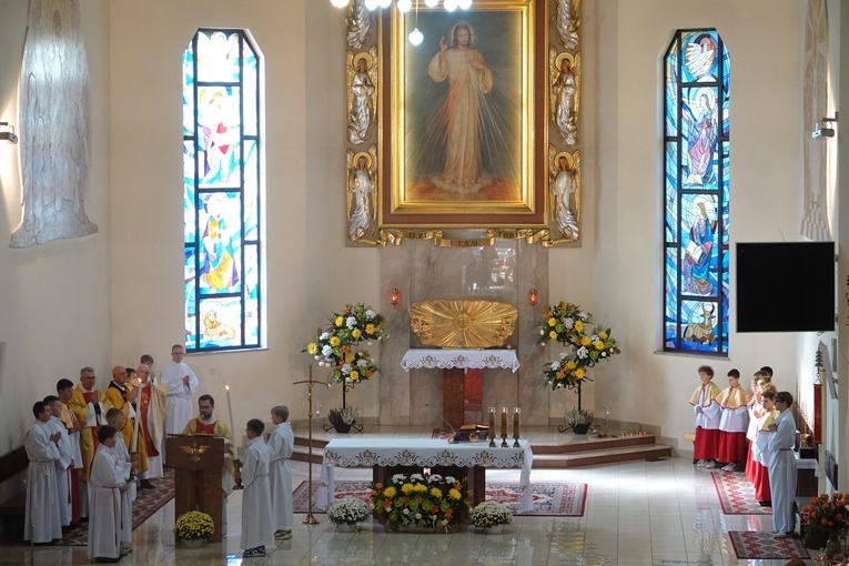 Tylmanowa. 60-lecie obecności albertynek w parafii