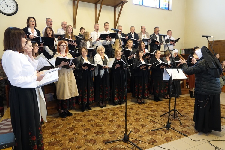 Tylmanowa. 60-lecie obecności albertynek w parafii