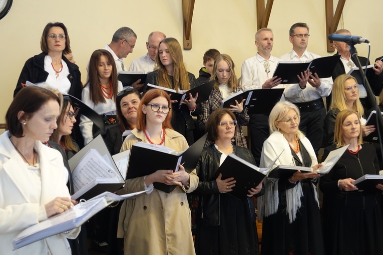 Tylmanowa. 60-lecie obecności albertynek w parafii