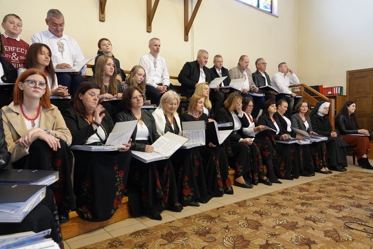 Tylmanowa. 60-lecie obecności albertynek w parafii