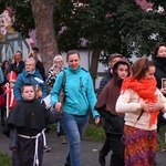 Marsz Wszystkich Świętych u franciszkanów