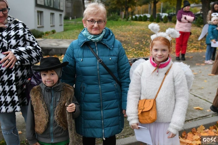 Marsz Wszystkich Świętych u franciszkanów