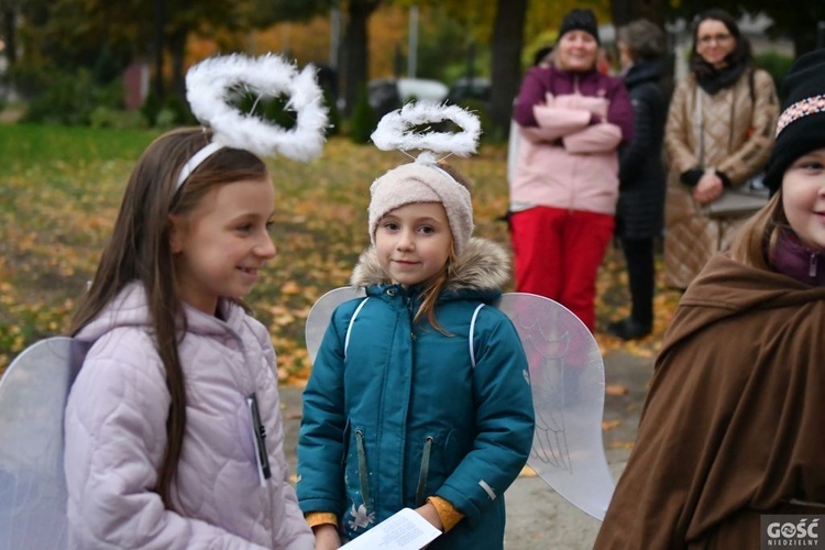 Marsz Wszystkich Świętych u franciszkanów