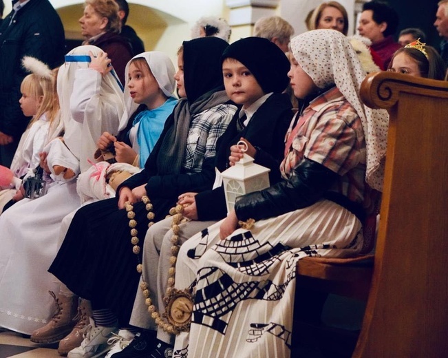 Żabno ze świętymi