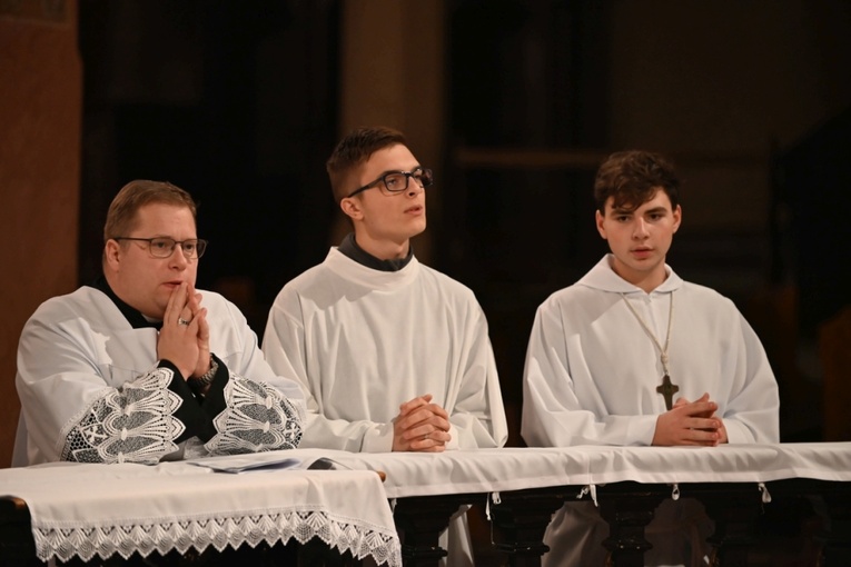 Wigilia uroczystości Wszystkich Świętych w diecezji