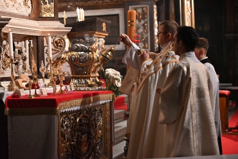 Wigilia uroczystości Wszystkich Świętych w diecezji