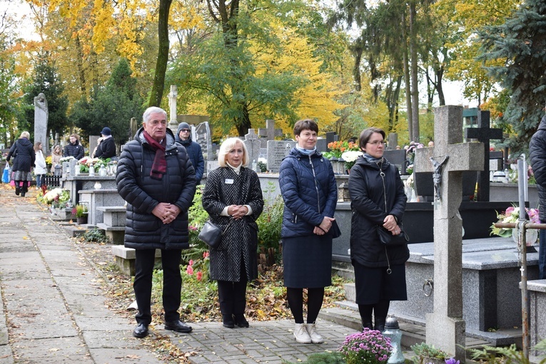 Msza św. na cmentarzu katedralnym w Sandomierzu