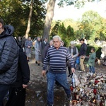 Uroczystość Wszystkich Świętych na cmentarzu św. Wawrzyńca przy ul. Bujwida