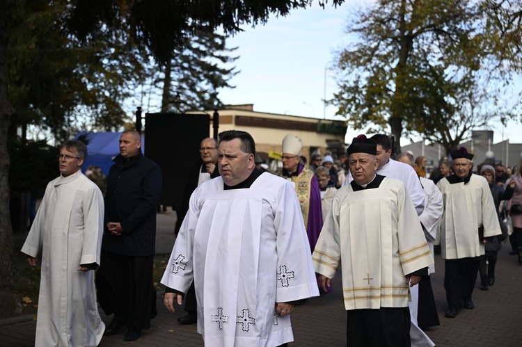 Uroczystości na cmentarzu w Koszalinie