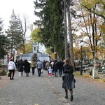 Kwesta na radomskim cmentarzu