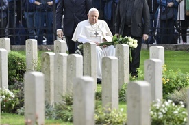 Papież na cmentarzu wojennym: nawet zwycięstwo jest porażką