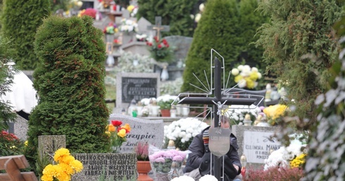 Diecezja wydała instrukcję ws. pochówku wiernych