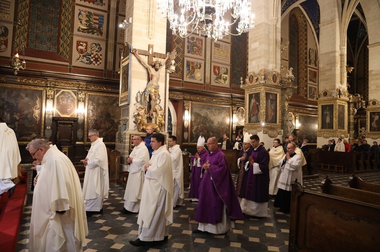 Modlitwa za zmarłych biskupów i kapłanów