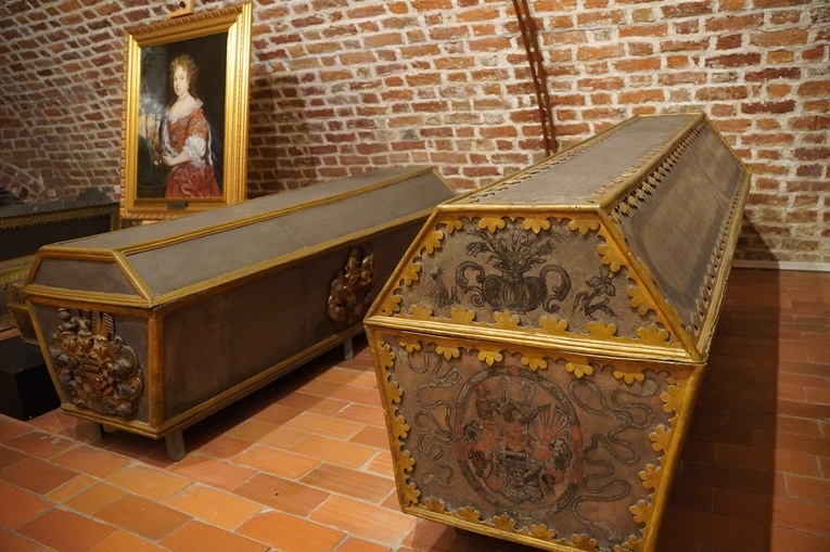 O śmierci i zmartwychwstaniu na Zamku Piastów Śląskich w Brzegu