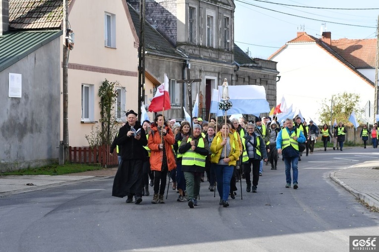 Pielgrzymka z Międzyrzecza do Rokitna