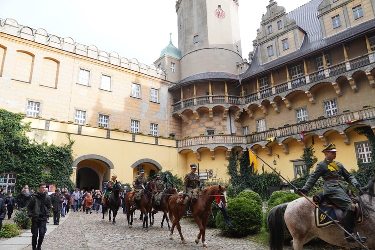 Hubertus i wszyscy święci w Oleśnicy