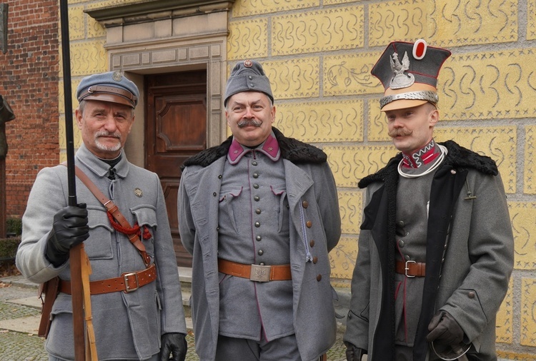 Hubertus i wszyscy święci w Oleśnicy