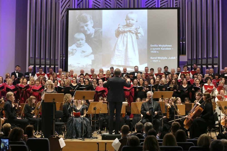 Premiera oratorium "Święty - powiedzcie to dalej!"