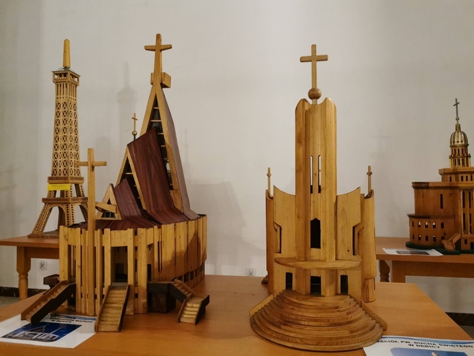 93-letni modelarz z Dębicy
