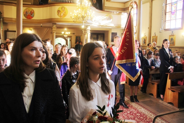 Rożnów. Polska Niepodległa patronem szkoły
