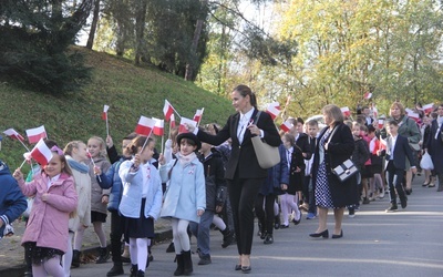 Rożnów. Polska Niepodległa patronem szkoły