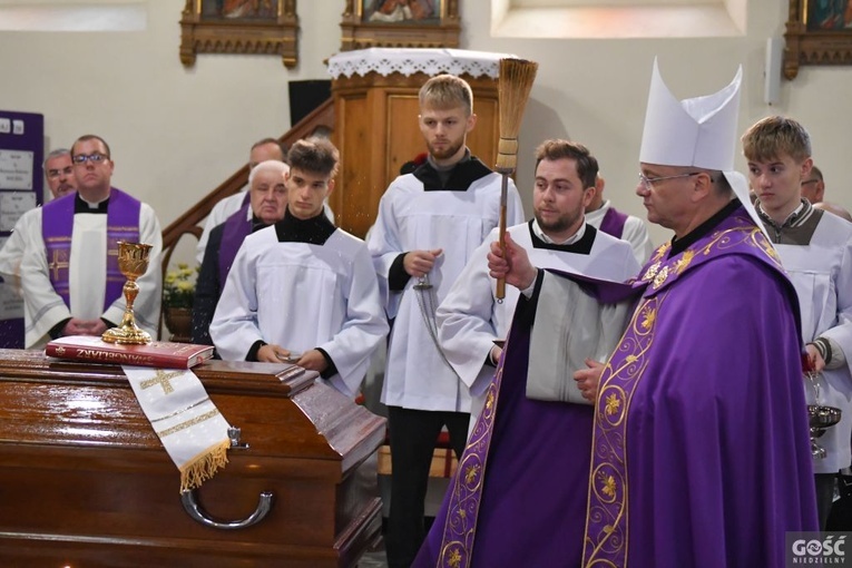 Pogrzeb śp. ks. kan. Stefana Dolnego