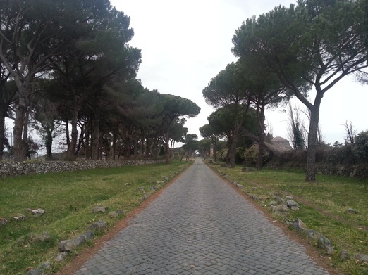 Rzym. Szkielet przy via Appia Antica