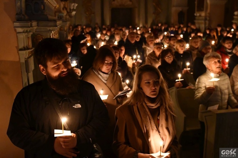 Akatyst ku czci Bogurodzicy w Paradyżu