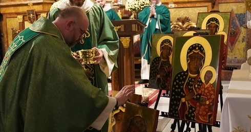 25. rocznica intronizacji jasnogórskiej ikony