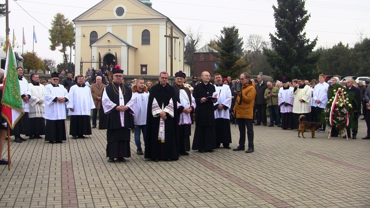 11 listopada w Szydłowie k. Mławy