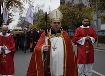 Procesji przewodniczył bp Marek Marczak.