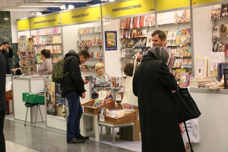 Targi książki to okazja do poznania nowości wielu wydawców.