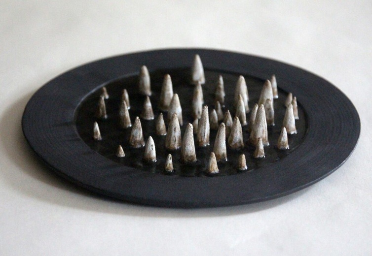 Jasna Góra: biskupi otrzymali wyjątkowy dar od osoby seksualnie skrzywdzonej w dzieciństwie przez księdza