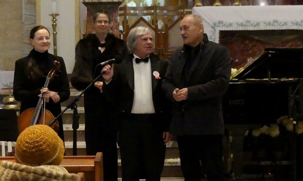 Bielscy artyści, którzy przygotowali muzyczną uroczystość.