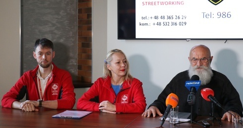 O przygotowaniach do zimy mówili (od lewej): Hubert Kaczmarczyk, Magdalena Walczak i Wojciech Dąbrowski.