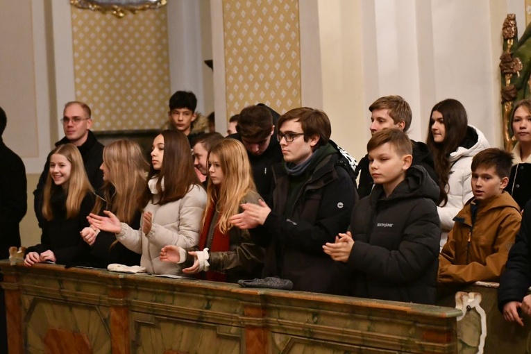 Modlitewny Wieczór Młodych w Grodowcu