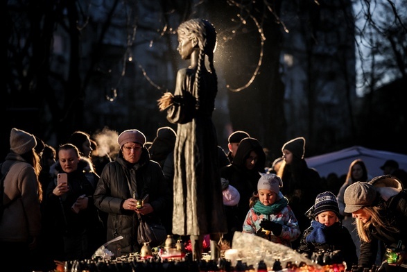 Prezydenci Ukrainy, Łotwy, Szwajcarii i premier Litwy uczcili pamięć ofiar Wielkiego Głodu