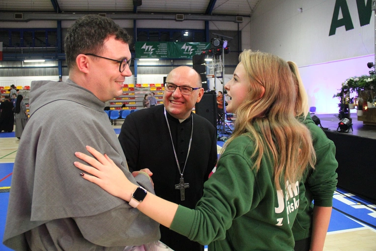 Spotkanie Młodych "Radując się w nadziei" cz. 2