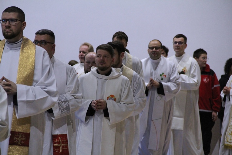 Spotkanie Młodych "Radując się w nadziei" cz. 2