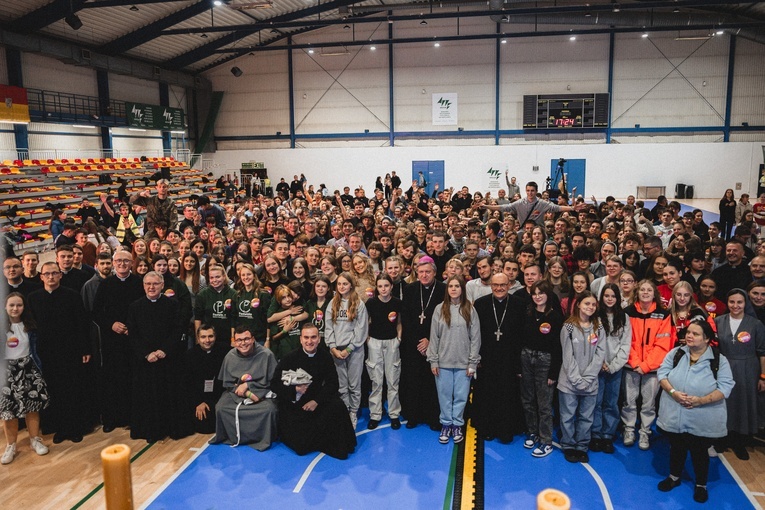 Spotkanie Młodych "Radując się w nadziei" cz. 3