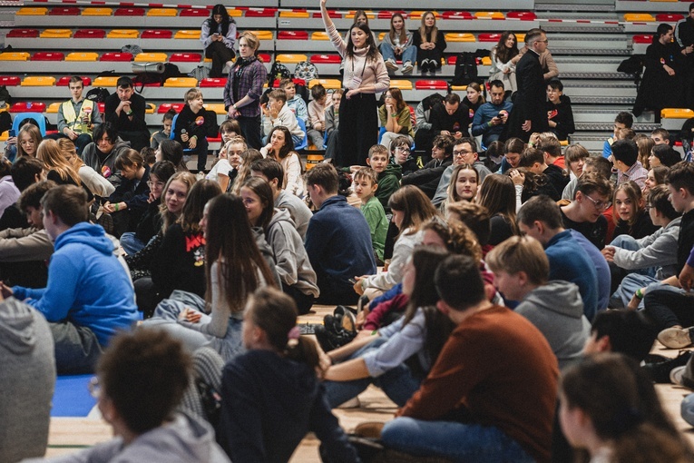 Spotkanie Młodych "Radując się w nadziei" cz. 3