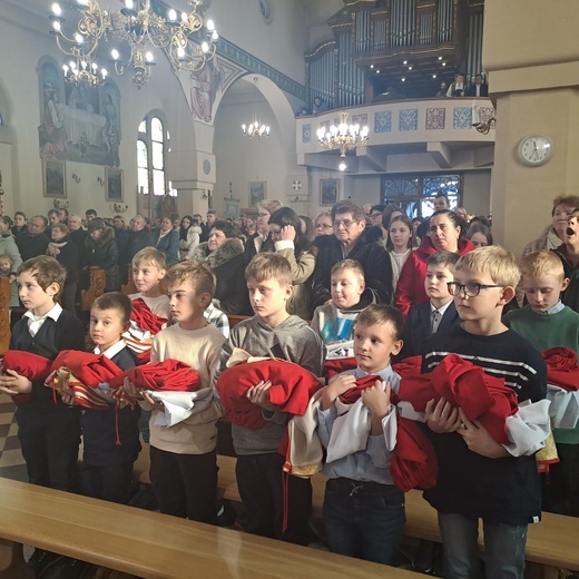 Niedziela w parafii NMP Królowej Polski w Miętustwie