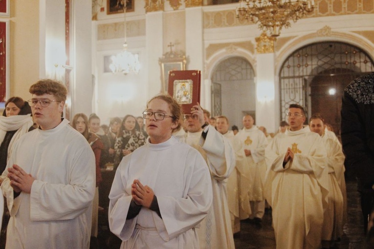 Modlitewny Wieczór Młodych w Rokitnie