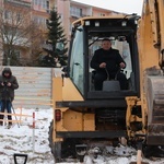 Wprowadzenie relikwii bł. rodziny Ulmów i poświęcenie ziemi pod budowę kościoła w Rawie Mazowieckiej