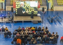 W spotkaniu wzięło udział ponad 600 dorosłych wiernych.