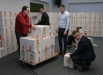 Płock. Paczka Rodakom na Wileńszczyźnie