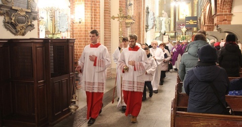 8 pobłogosławionych wdów