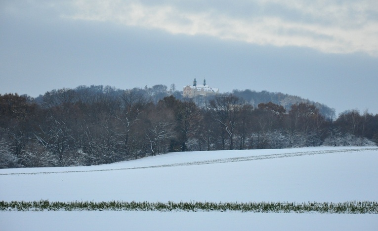 Jubileusz w zimowej scenerii