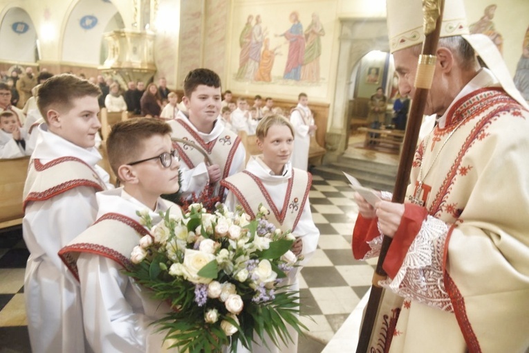 Nowi lektorzy i sztandar LSO w Łącku