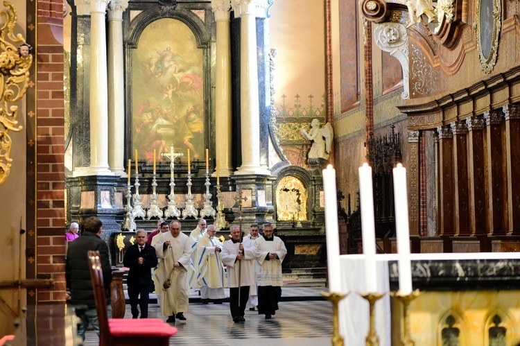 Frombork. Uroczystość zakończenia prac konserwatorskich Poliptyku Fromborskiego